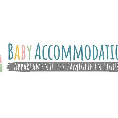 Babyaccommodation Family Sea & Box Пиетра Лигуре Екстериор снимка