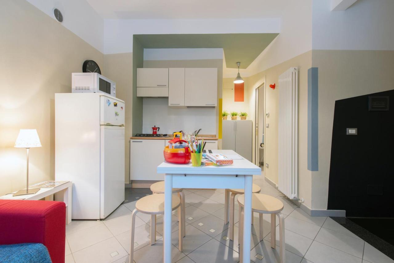 Babyaccommodation Family Sea & Box Пиетра Лигуре Екстериор снимка